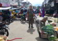Satpol PP “Sapu Bersih” Pedagang Kumabal di Pasar 23 Maret Kotamobagu