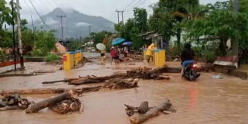 Hujan Deras di Hulu Picu Banjir di Desa Bakan